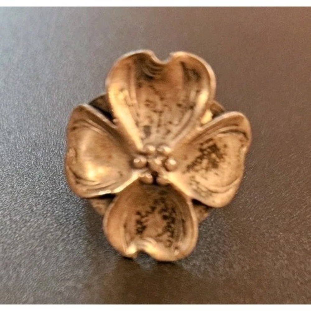 Vintage Sterling Silver Ring Dogwood  Flower / Adjustable Floral Design (643)